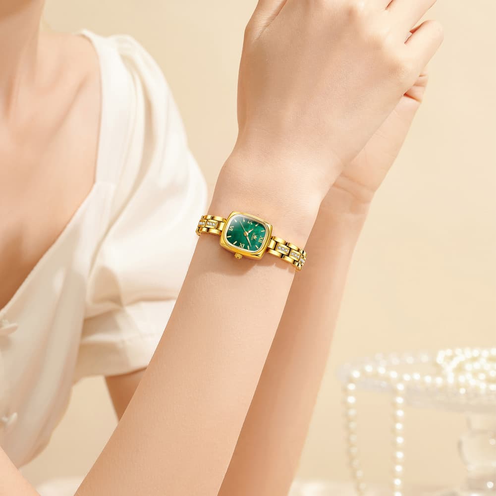 OLEVS 3695 Petite Crystal Bracelet Quartz Womens Watch