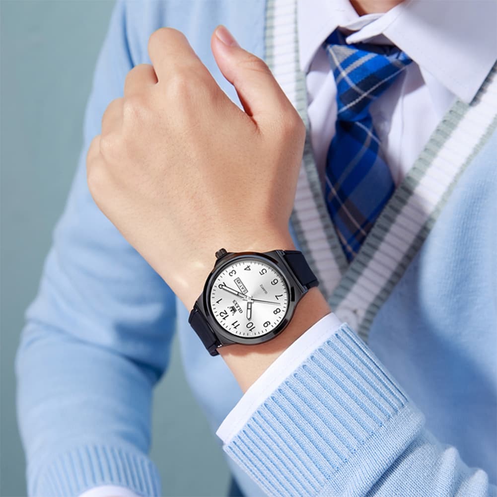 OLEVS 5647 Ultra Thin Day Date Quartz Watch Silicone Strap Casual Timepiece for Men and Women