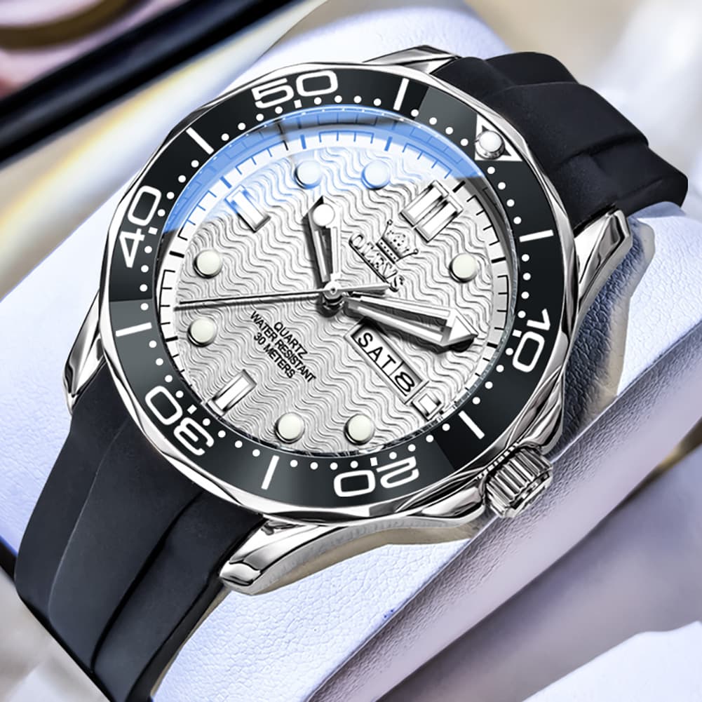 OLEVS 3738 Wave Dial Dive Style Quartz Watch for Men