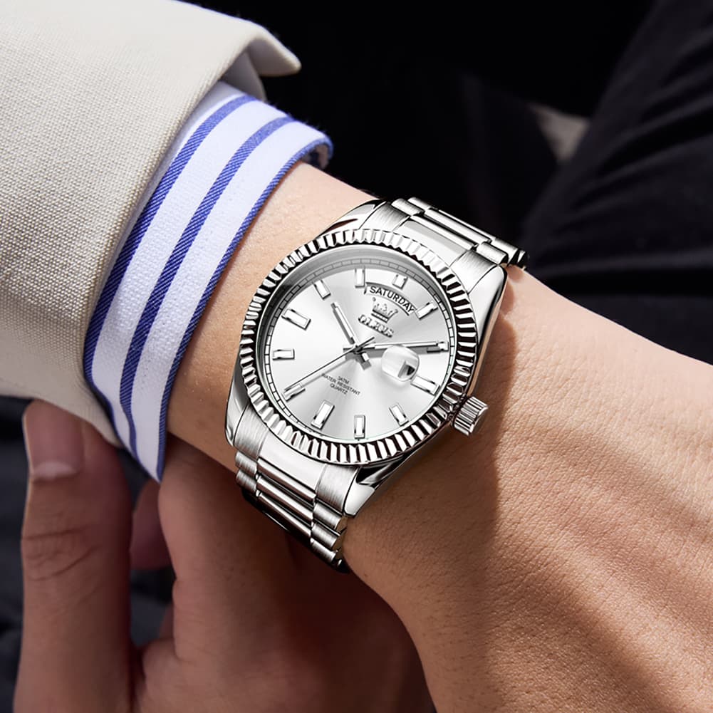 OLEVS 5650 Fluted Bezel Day Date Watch Stainless Steel Quartz Luxury Timepiece for Men